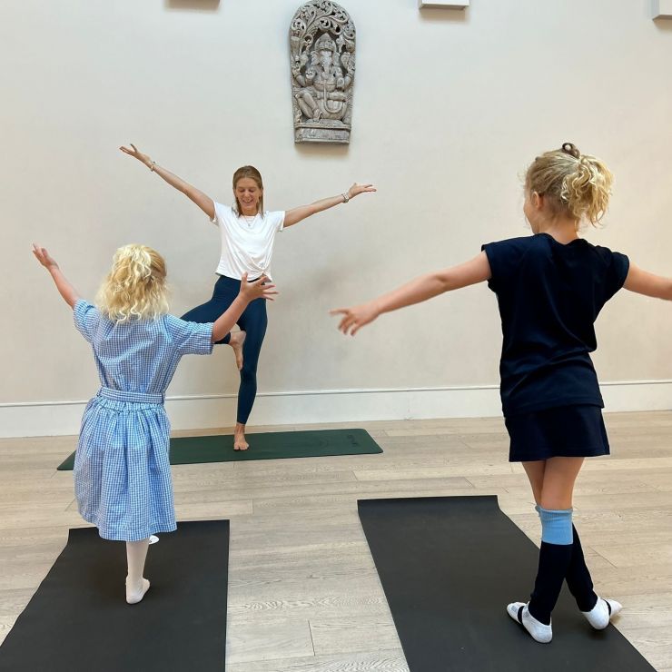 Gianna-kids-yoga